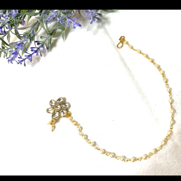 Small Clip-On Nose Pin with Chain - Picture 2 of 2